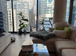 11 Charlotte St #1007, Toronto, ON M5V 0M6