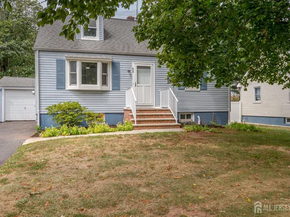 634 S Washington Ave, Piscataway, NJ 08854