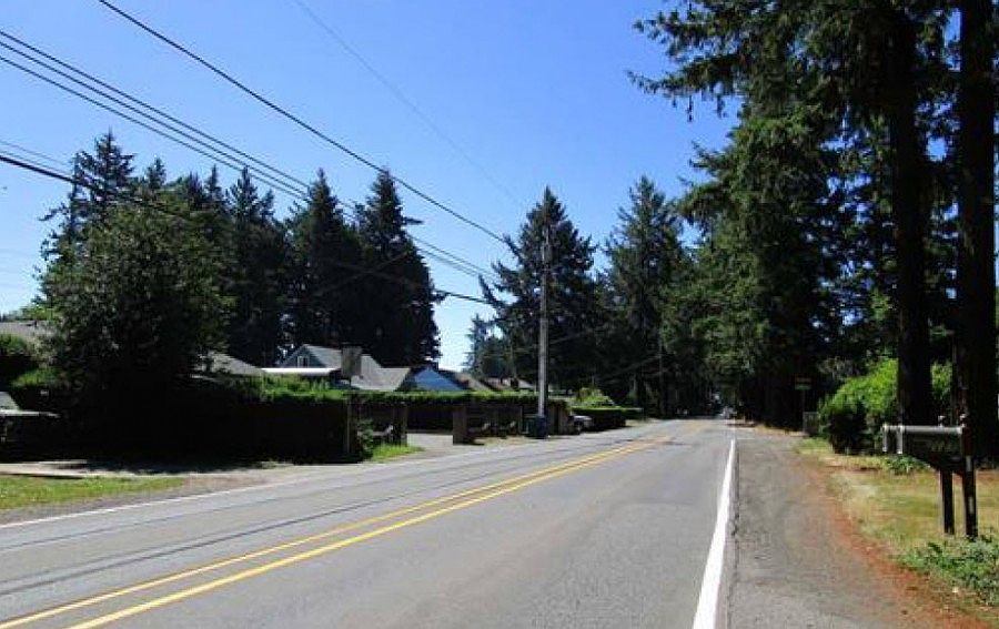 2nd image of 136 NE 202nd Ave