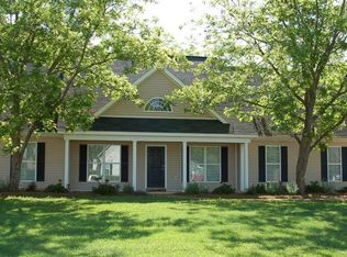 251 Grove Ln, Kathleen, GA 31047