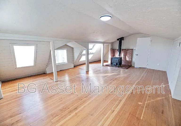 1723 Bayo Vista Ave — Photo 20