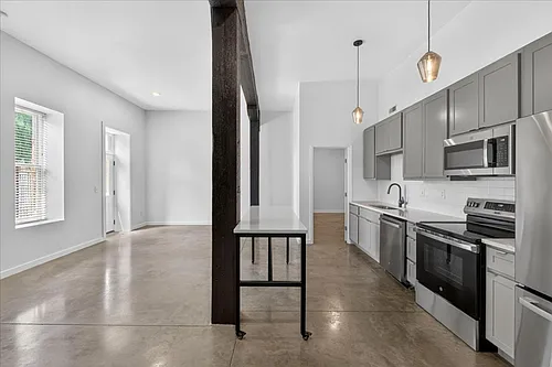 1613 Tower Grove Ave #1A Photo 1