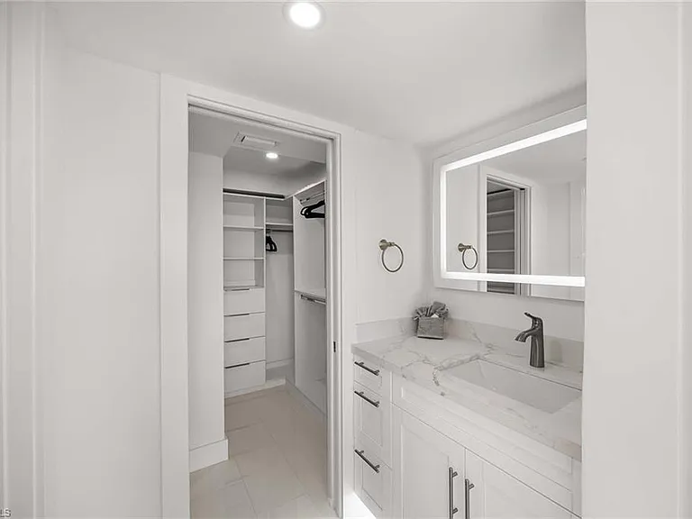 10475 Gulf Shore Dr #162 — Photo 15