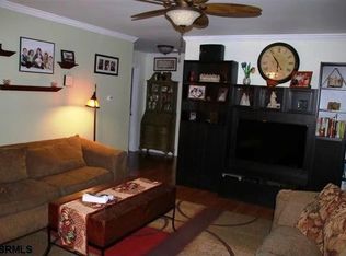 646 10th St, Somers Point, NJ 08244