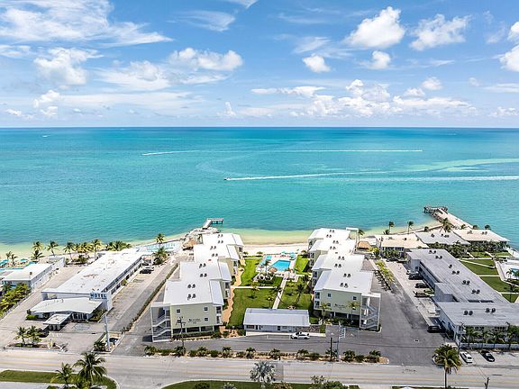 2nd image of 501 E Ocean Dr APT 17