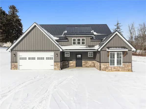 100 Barndo Dr, Chicora, PA 16025