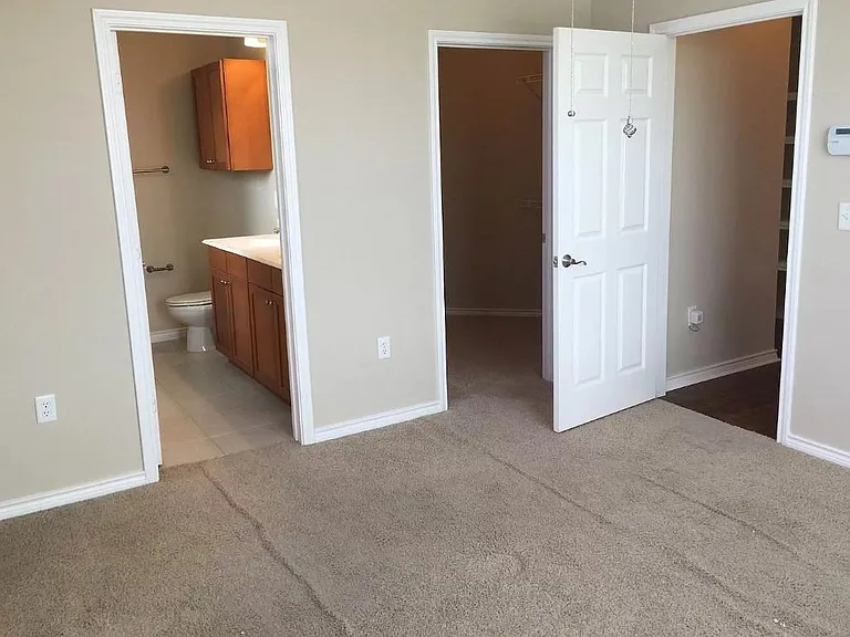 351 George Bush Dr E — Photo 12
