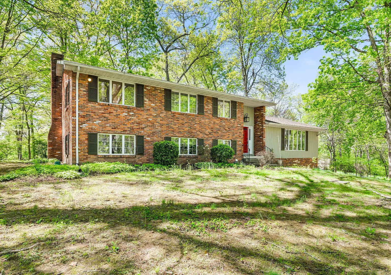 5518 Woodlyn Rd — Photo 2