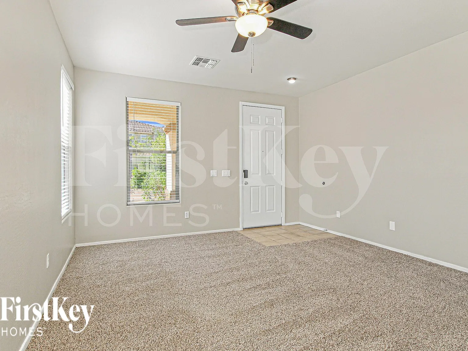 4 bed, 2.5 bath, 1980 sqft, $1,865 — Photo 2