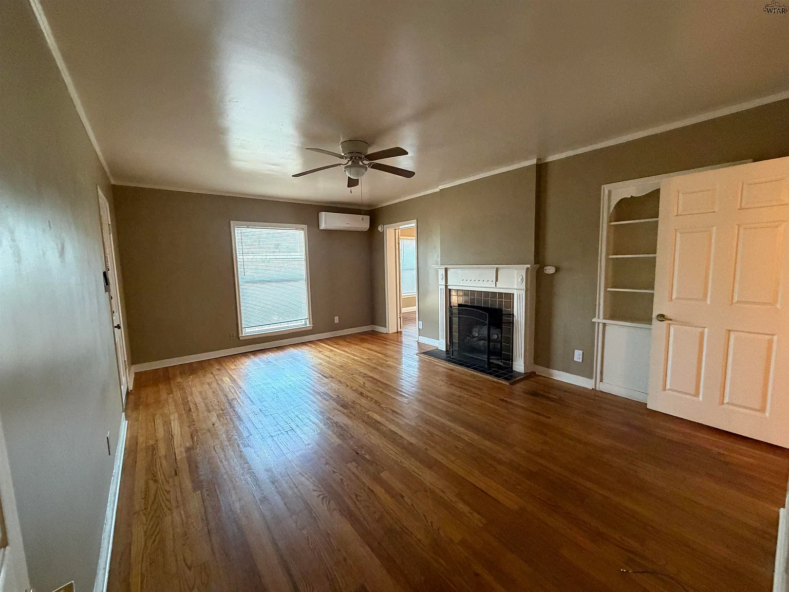 2 bed, 1.0 bath, 1200 sqft, $1,150 — Photo 3