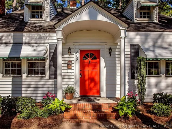 608 Greenland Dr, Fayetteville, NC 28305