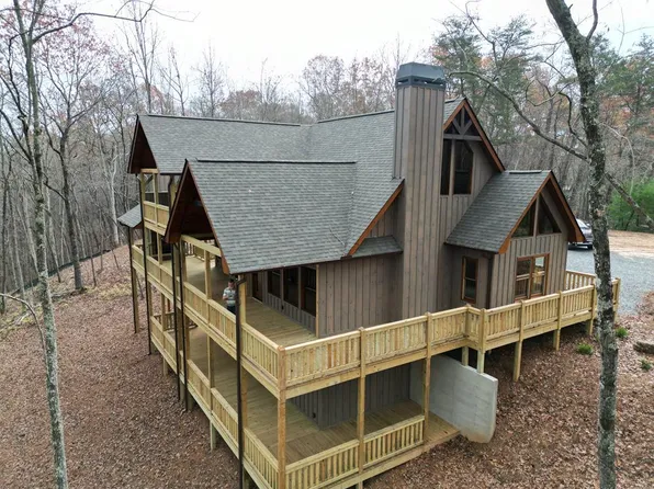 357 River Retreat Rd, Blue Ridge, GA 30513