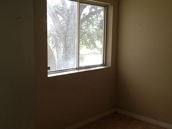 2nd image of 8204 Glenmoor Dr