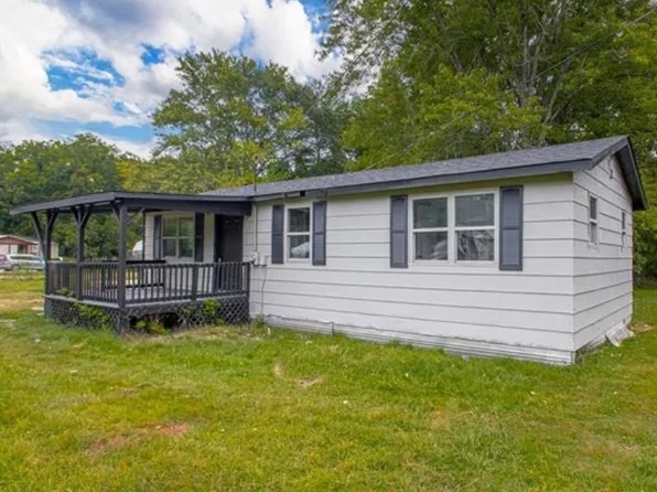 1002 S 3rd St, Judsonia, AR 72081