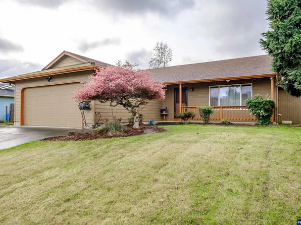 890 Hazel St, Aumsville, OR 97325