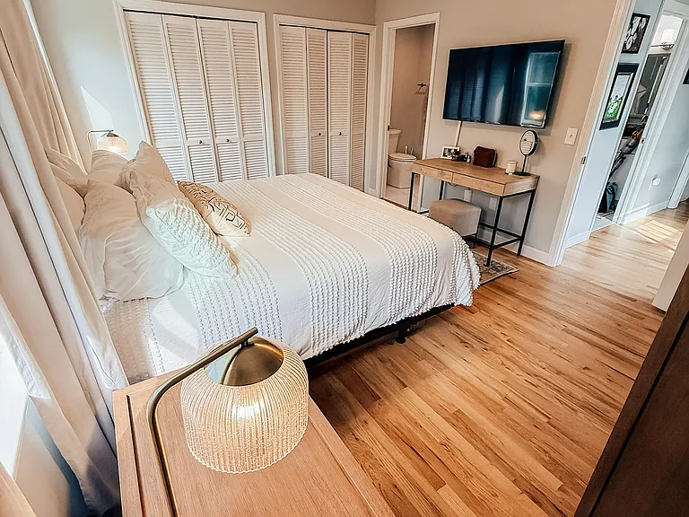 832 Colony Dr — Photo 13