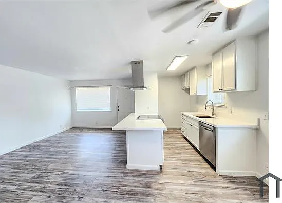 2236 Peach Ave #4 — Photo 5