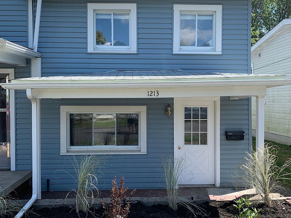1213 Front Street
