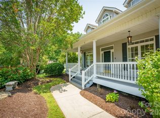 14 Waterbury Ct, Hendersonville, NC 28791