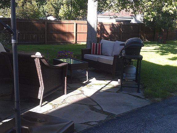 flagstone patio