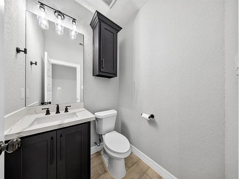 2309 Minnesota St — Photo 19