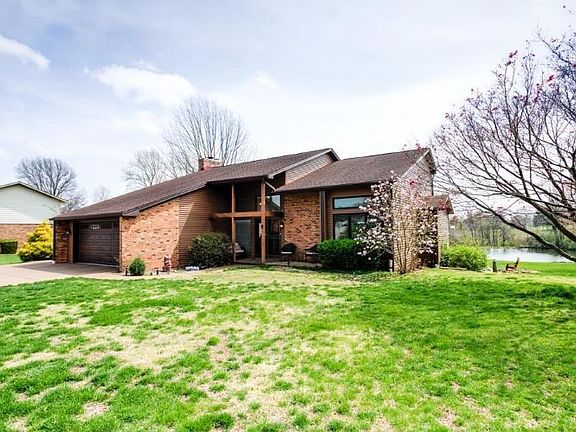 2nd image of 2118 Tanglewood Dr