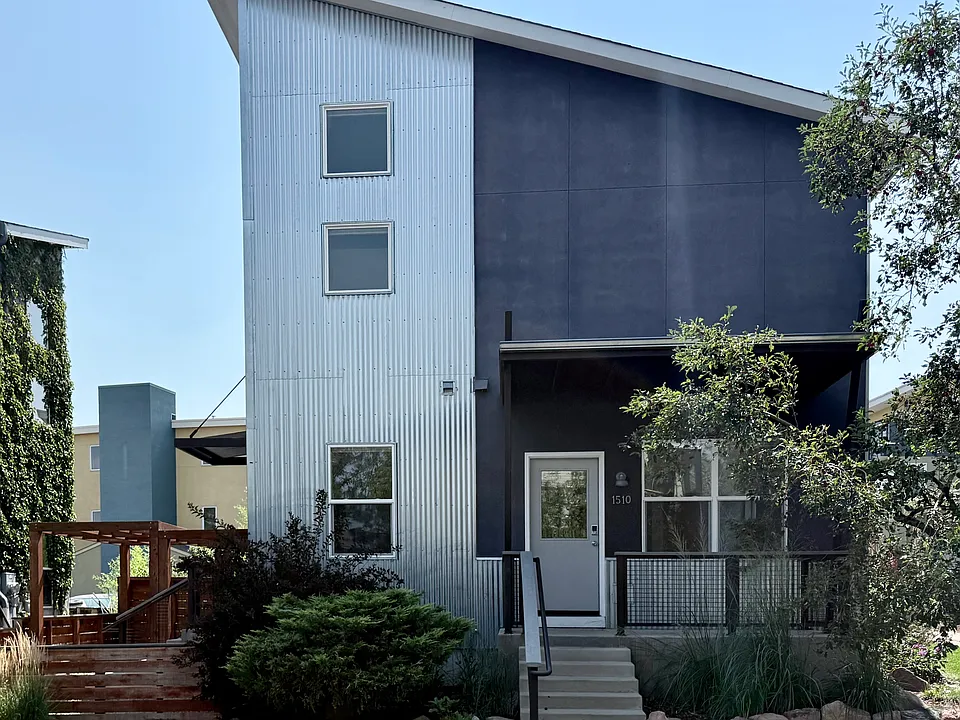 1510 Easy Rider Ln