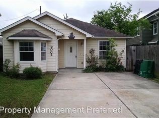 9002 McGallion Rd, Houston, TX 77022