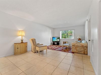 649 W Oakland Park Blvd #110A, Fort Lauderdale, FL, 33311
