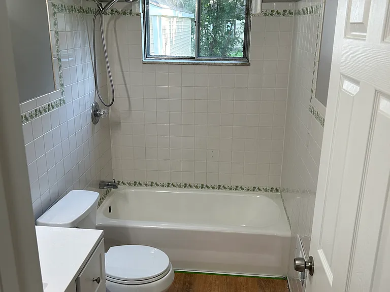 1762 E Madge Ave — Photo 5