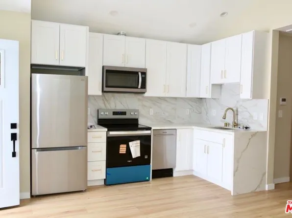 8235 Alcove Ave, North Hollywood, CA 91605