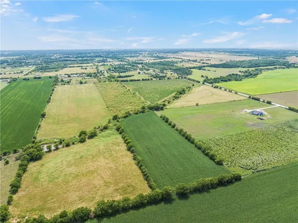 960 Talbert Ranch Rd, China Spring, TX 76633