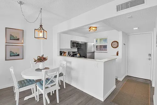 1391 S Ocean Blvd #1003 Photo 1