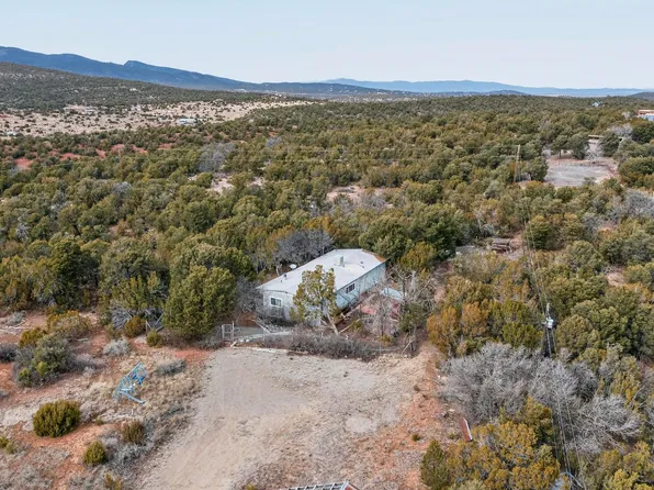 45 Camino Del Poniente, Tijeras, NM 87059