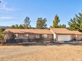 38210 Black Ranch Rd, Oakhurst, CA 93644