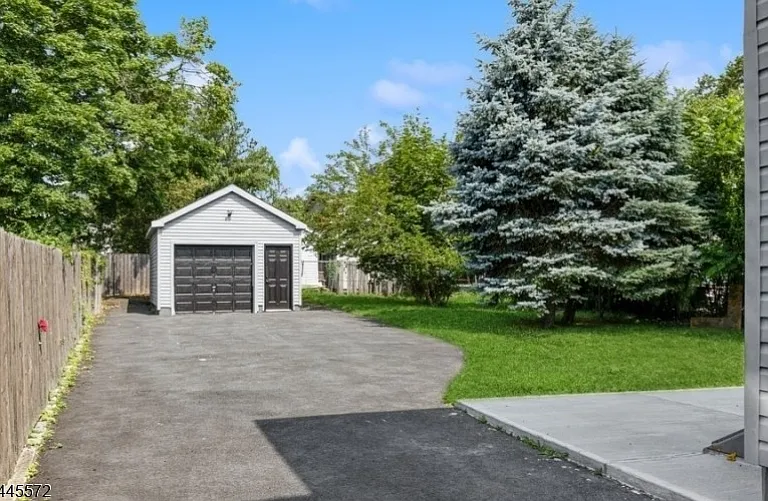 532 Cumberland St — Photo 11