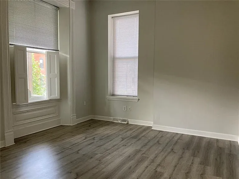 1207 W North Ave #101 — Photo 5