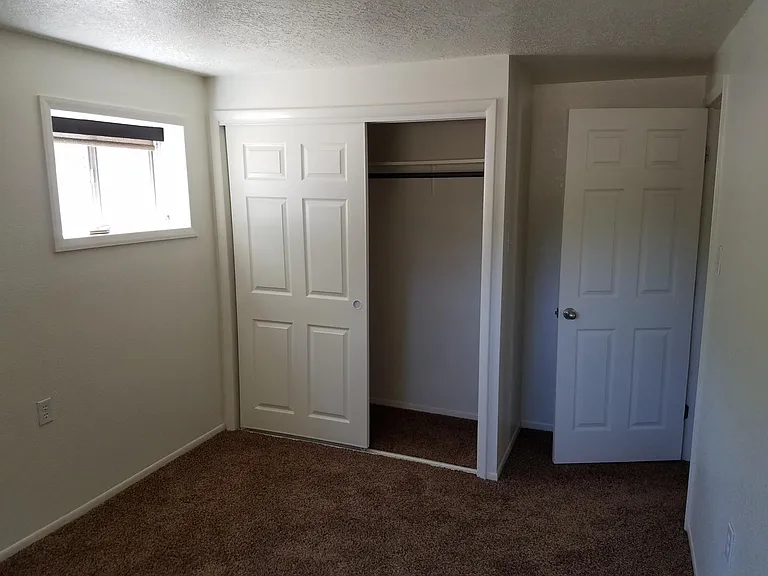 926 N Gladeview Dr — Photo 6