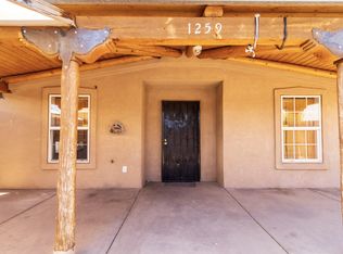 1259 8th St NW, Albuquerque, NM 87102