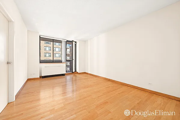 Rented by Douglas Elliman | media 15