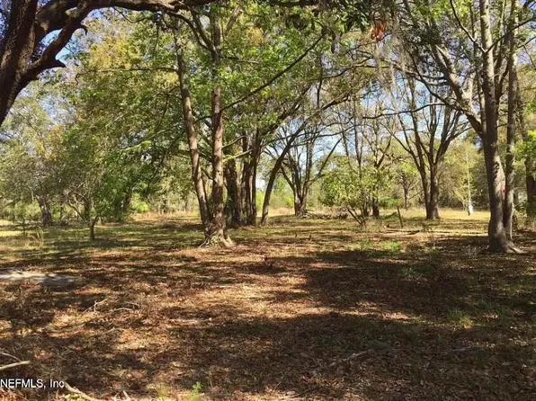 4025 CEDAR POINT Road, Jacksonville, FL 32226