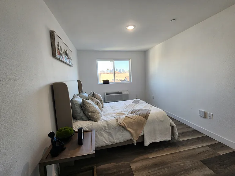 2837 San Marino St #1 — Photo 5