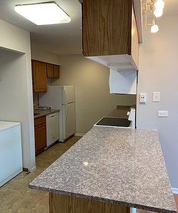 2nd image of 1413 E Wyndham Cir APT 202