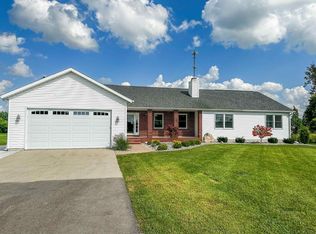 1955 Flajole Rd, Midland, MI 48642