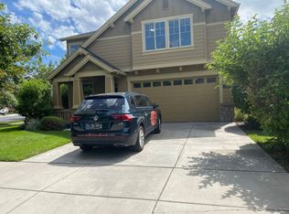 2908 NW Dogwood Ave, Redmond, OR 97756