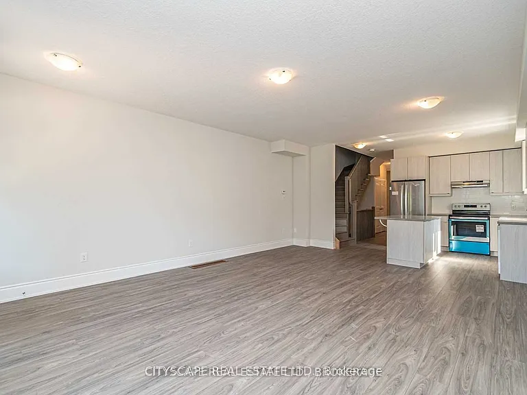 565 Wedgewood Dr — Photo 5