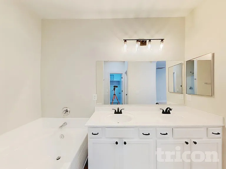 45960 W Barbara Ln — Photo 7