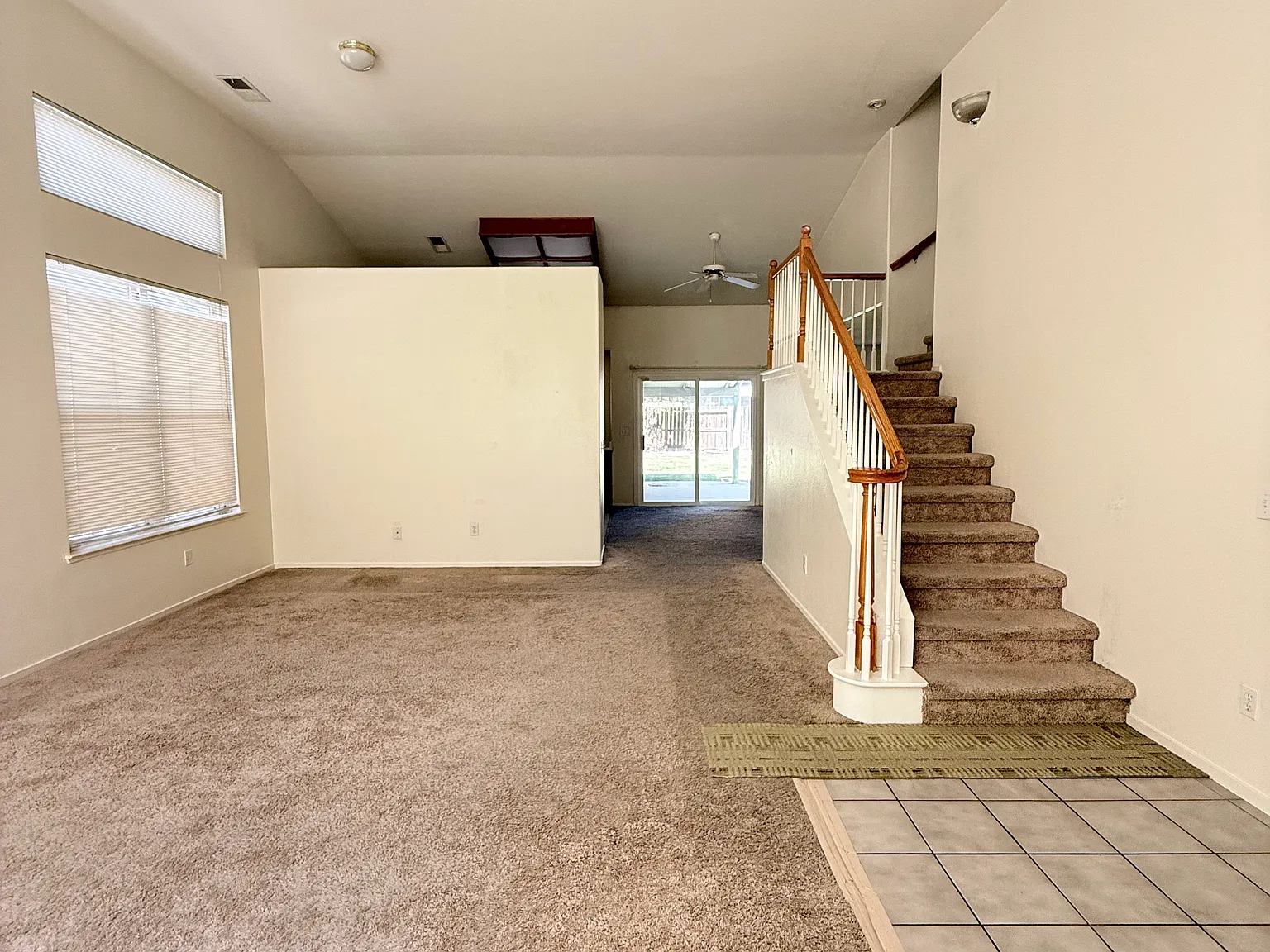 3 bed, 2.5 bath, 1562 sqft, $2,600 — Photo 3