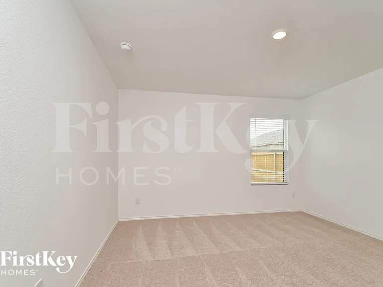 1333 Plum Rd — Photo 8