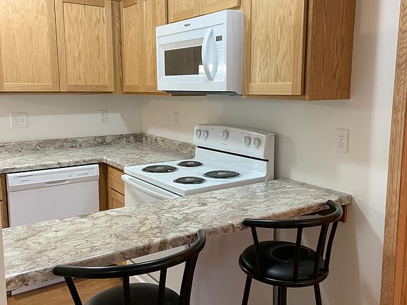 3rd image of 300 Liberty St